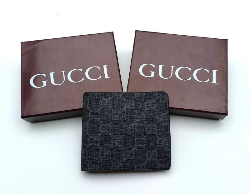 Gucci Monogram Supreme Bifold Wallet with Gift Box - Image 2