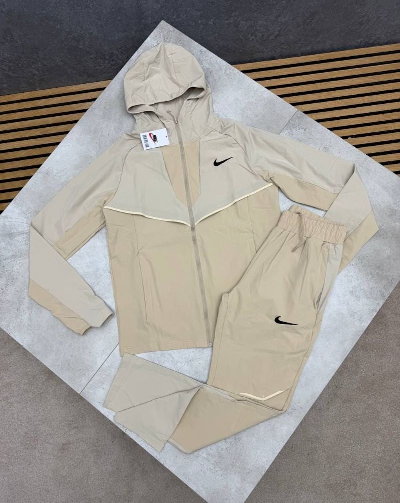 Nike Tech Windrunner Men's Hooded Tracksuit Set - Image 3