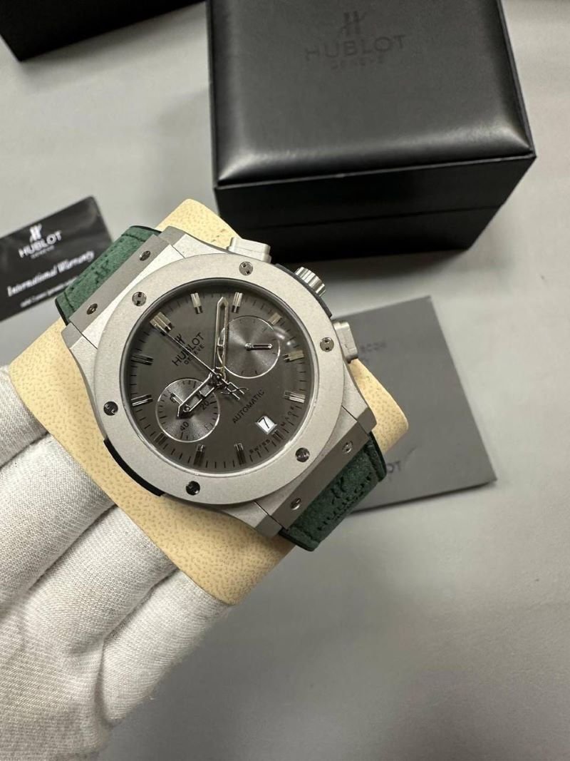 Hublot Big Bang & Spirit of Big Bang Luxury Timepiece Collection - Image 21