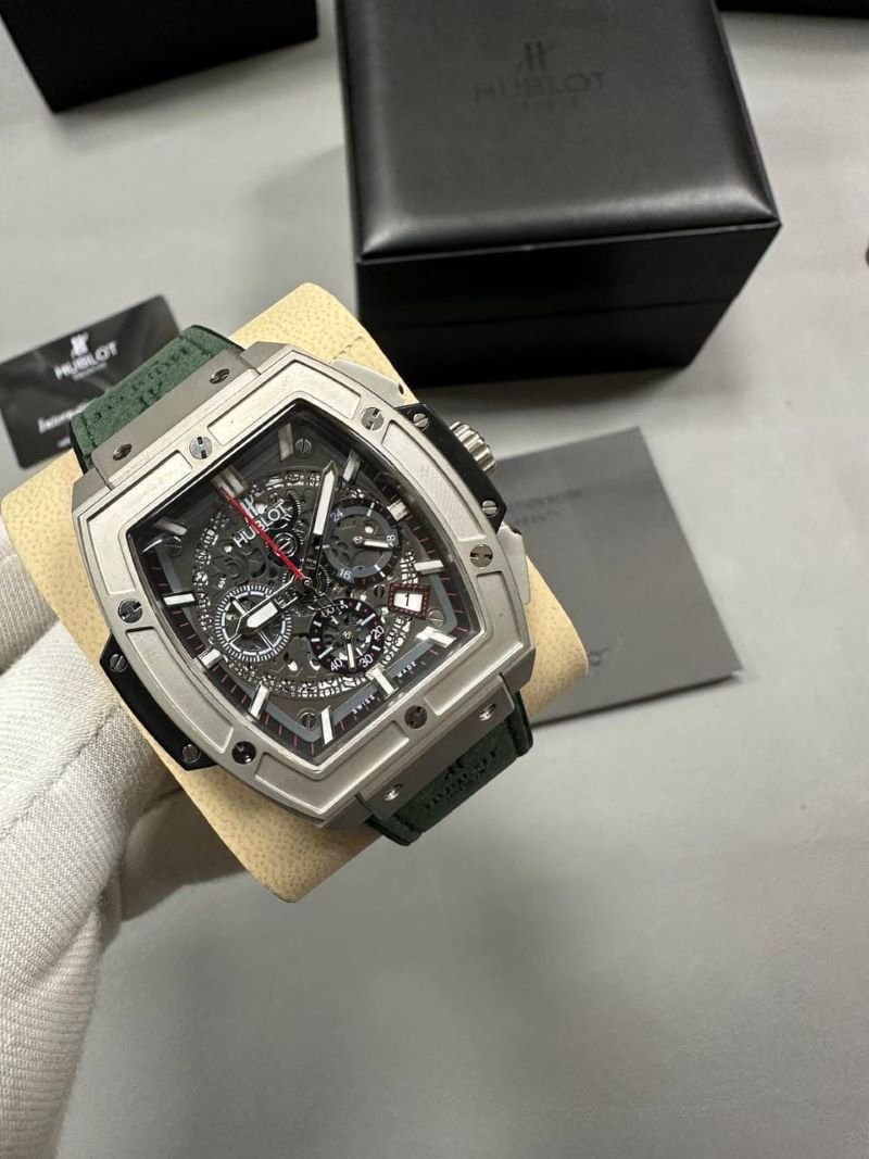 Hublot Big Bang & Spirit of Big Bang Luxury Timepiece Collection - Image 28