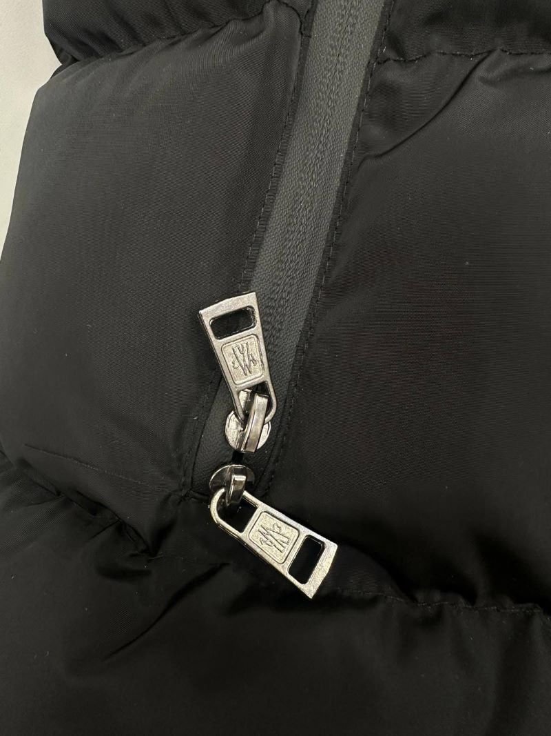 Moncler Men's Branded Hood Puffer Jacket - Image 3