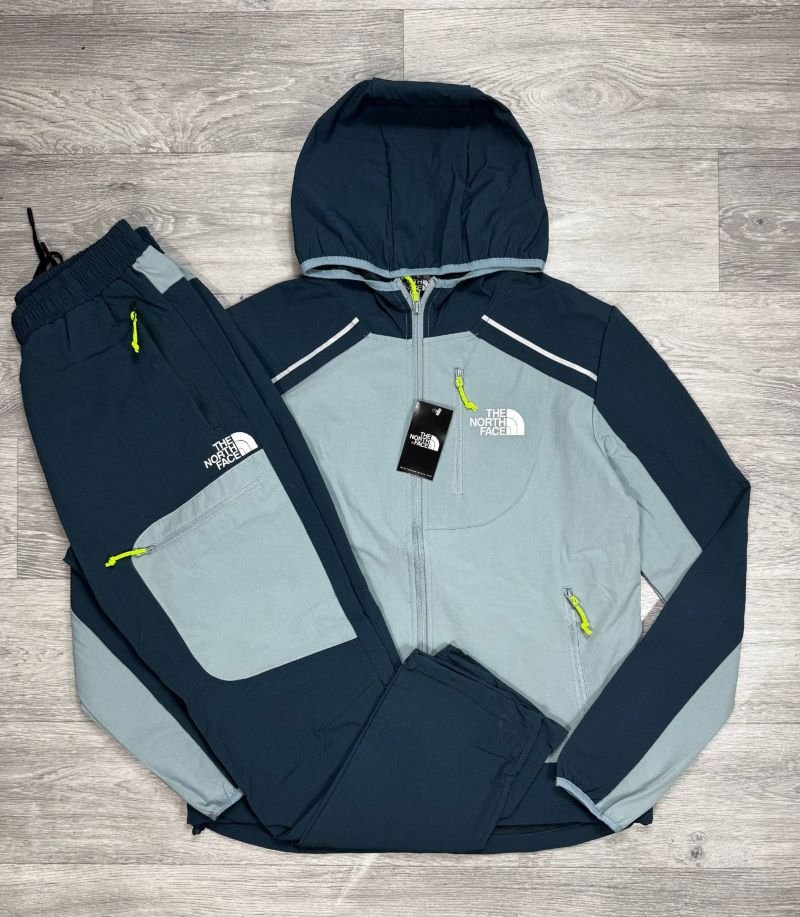 The North Face Technical Outdoor Full-Zip Hooded Tracksuit Set Collection - Image 4