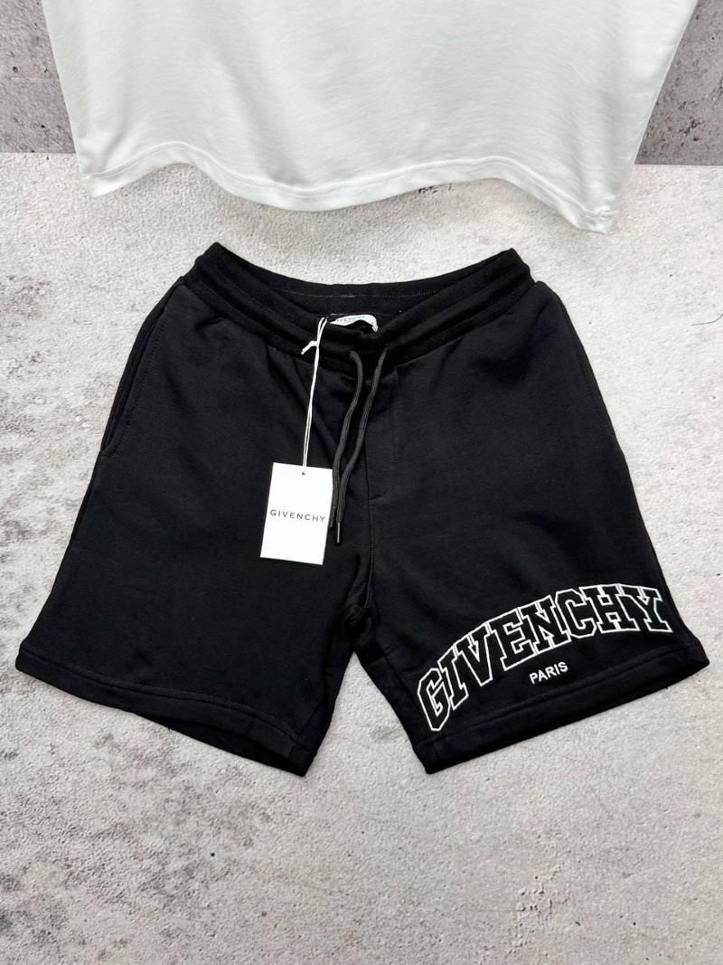 Givenchy Men's Luxury Cotton T-Shirt and Sweatshorts Set - Image 3