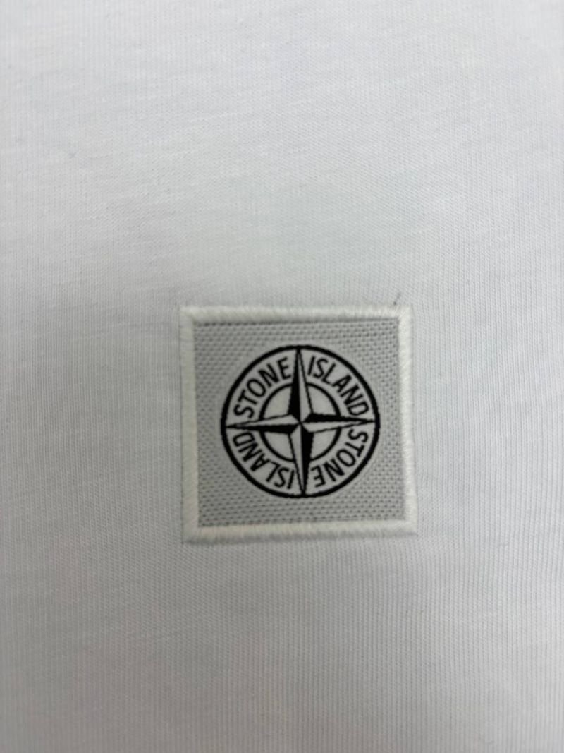 Stone Island Men's Chest Compass Logo Badge T-Shirt Collection - Image 4