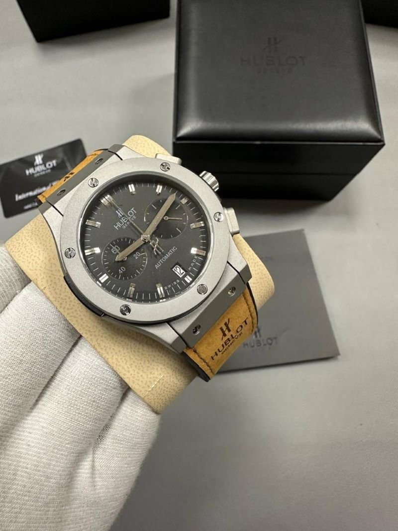 Hublot Big Bang & Spirit of Big Bang Luxury Timepiece Collection - Image 4