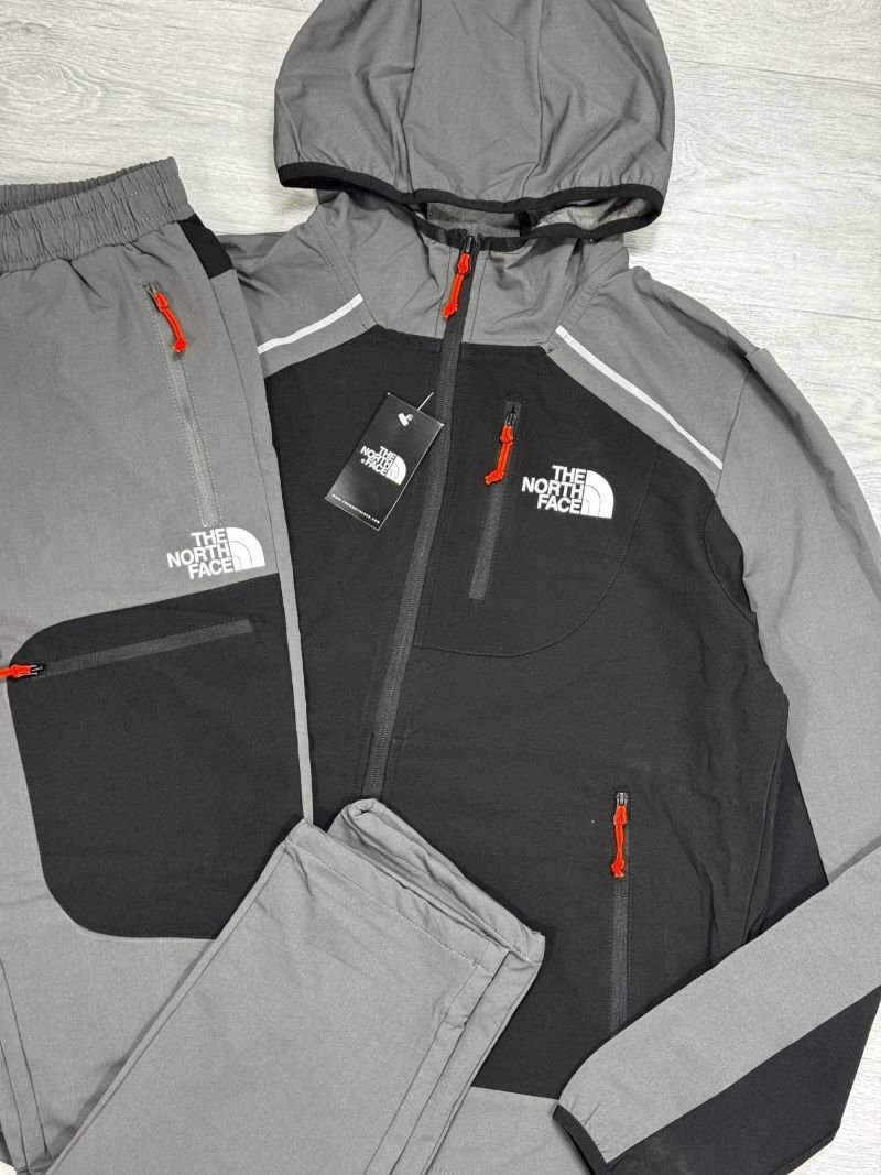The North Face Technical Outdoor Full-Zip Hooded Tracksuit Set Collection - Image 5