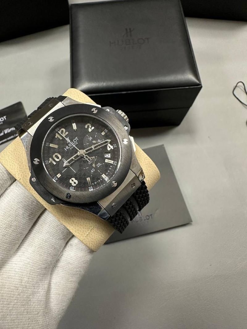 Hublot Big Bang & Spirit of Big Bang Luxury Timepiece Collection - Image 5