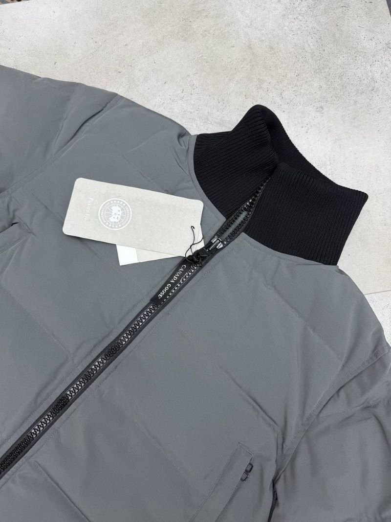 Canada Goose Stand-Collar Quilted Puffer Jacket - Image 6