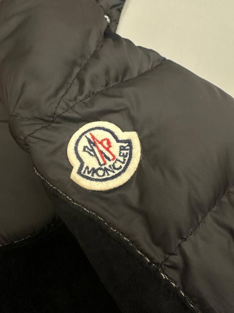 Moncler Contrast-Panel Hooded Puffer Jacket - Image 6