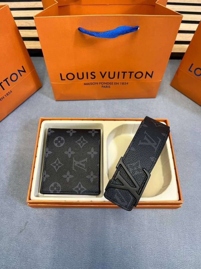 Louis Vuitton & Gucci Men’s Belt & Wallet Luxury 2-Piece Gift Set Collection - Image 7