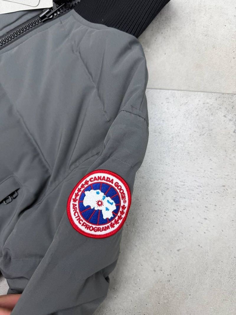 Canada Goose Stand-Collar Quilted Puffer Jacket - Image 7