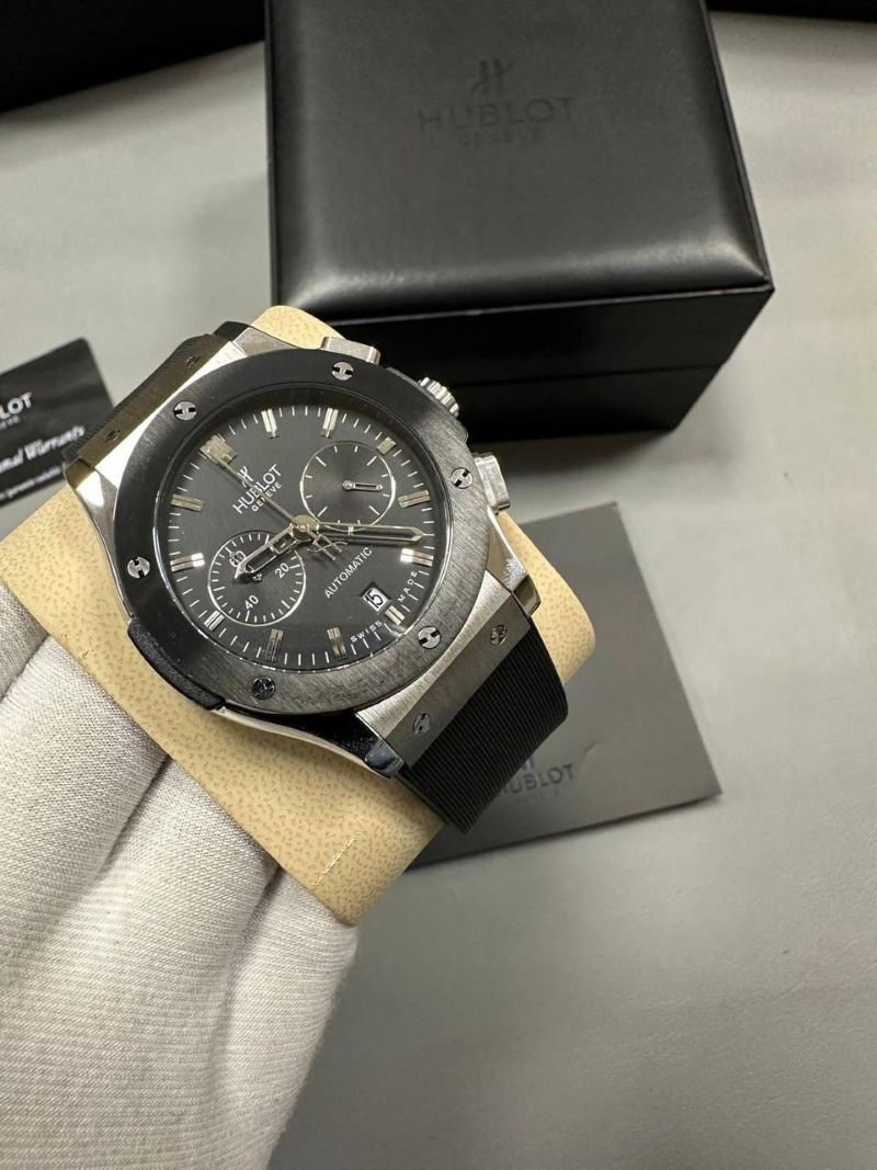 Hublot Big Bang & Spirit of Big Bang Luxury Timepiece Collection - Image 8
