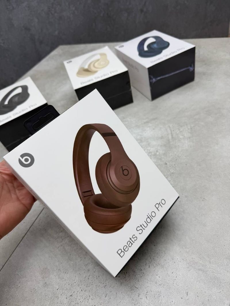 Beats Studio Pro Wireless Over-Ear Active Noise Canceling Headphones with Case & Box - Image 9